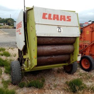 Rolo balirka Claas Rollant 42 farmer
