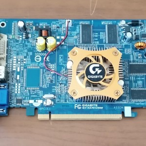 GIGABYTE ATI RADEON X700 VPU, 128 MB, 128 BIT, GDDR3 (51)