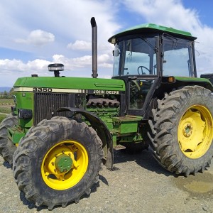 John Deere 3350