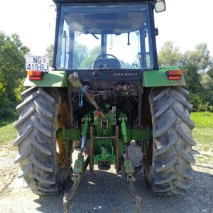 John Deere 3350