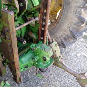 John Deere 3350