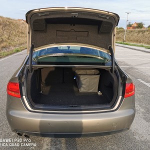 Audi A4 2.0 Tdi 125kw!