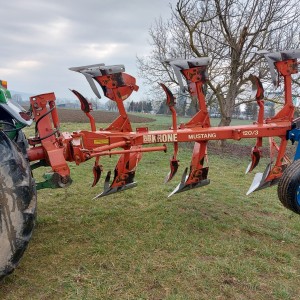 Plug Krone Mustang 3 brazde