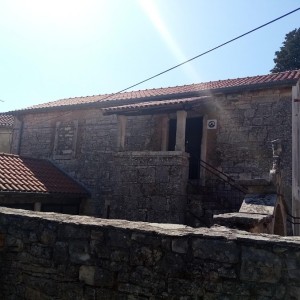 Vila u Tinjanu, Istra