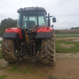 Massey Ferguson 5465