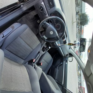 Prodajem auto