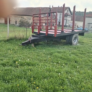 Traktorska prikolica za prijevoz trupaca i metrica 10T
