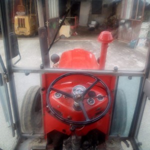 Traktor IMT 533