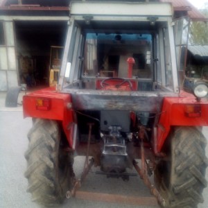 Traktor IMT 533
