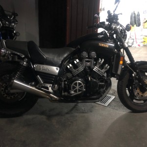 Yamaha Vmax 1200