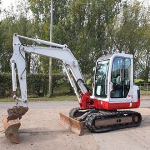 Mini bager Takeuchi TB145