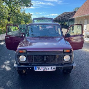 Lada Niva 1700 ; Plin/Benzin