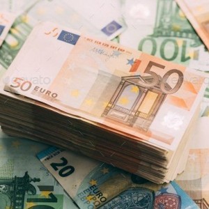 Trebate li financijsku pomoć, pošaljite nam e-mail