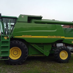 John Deere komb&#xE1;jn WTS9640