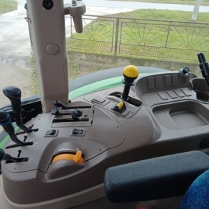 John Deere 5090M traktor