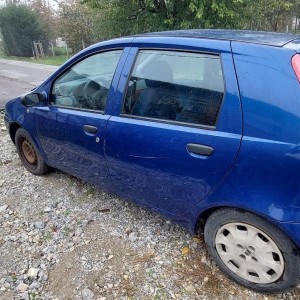 FIAT PUNTO 1.2 2003god. regis do 7.mj. 2023.