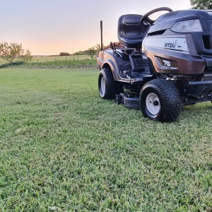 Traktor kosilica Mtd