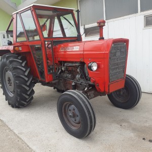 Traktor Imt 560 u dijelovima prodajem