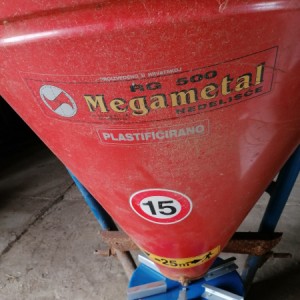 Rastepač mineralnog gnojiva
