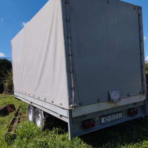 AUTO PRIKOLICA HENRA