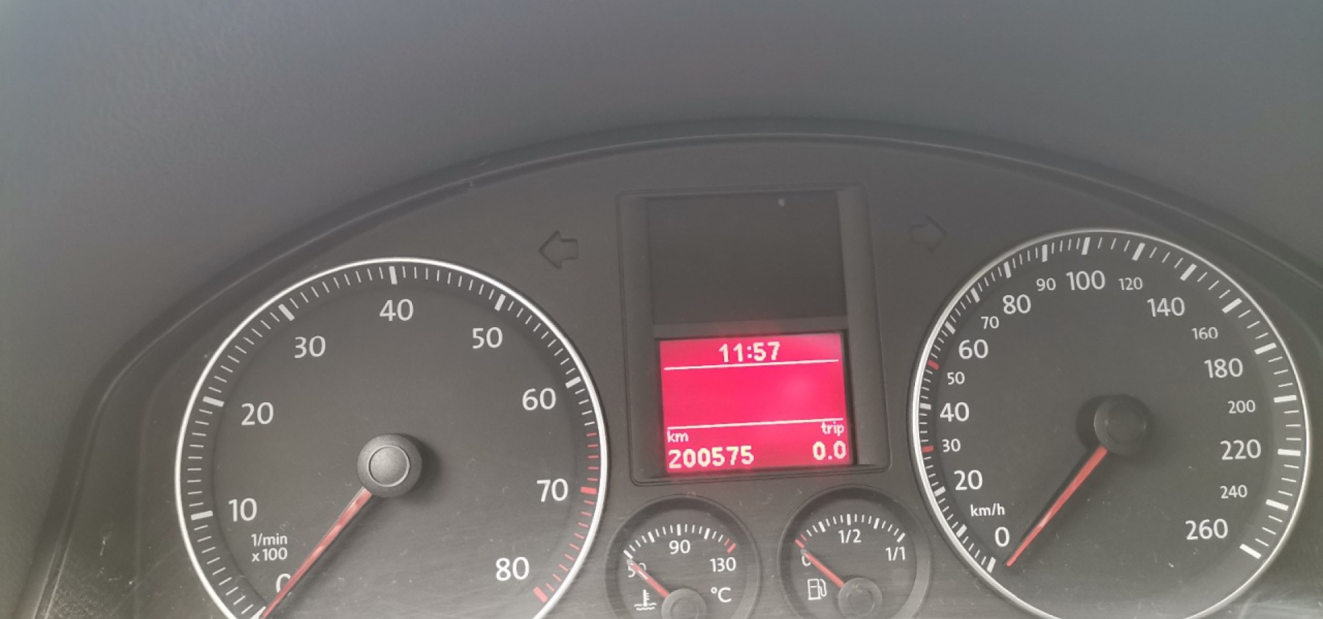 GOLF V 1.6 BENZIN