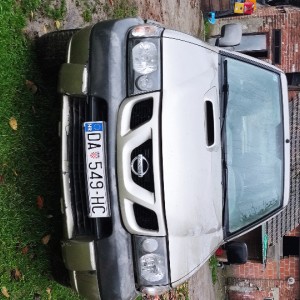 Nissan Terrano 2