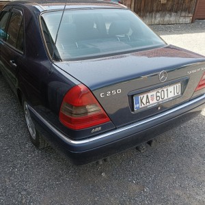 Mercedes C250 td elegance 96g