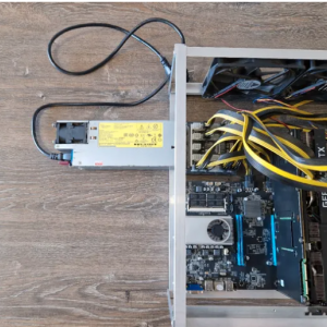 Oprema s 3 NVIDIA RTX 3090 grafičke kartice