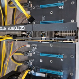 Oprema s 3 NVIDIA RTX 3090 grafičke kartice