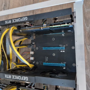 Oprema s 3 NVIDIA RTX 3090 grafičke kartice