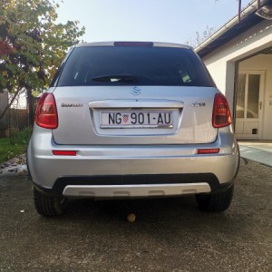 Suzuki SX4