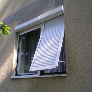 PVC stolarija, ALU stolarija,Popravci ,rolete . ALU drvo ,montaža ,