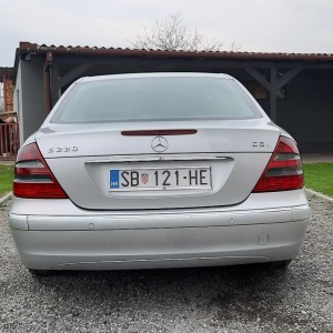 Mercedes-Benz W211 Elegance 220CDI