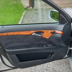 Mercedes-Benz W211 Elegance 220CDI