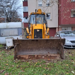 Kombinirka JCB 4x4