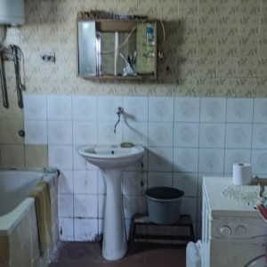 Prodaje se kuca