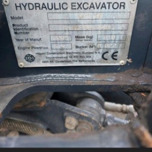 Mini bager hitachi 800 kg