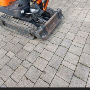 Mini bager hitachi 800 kg