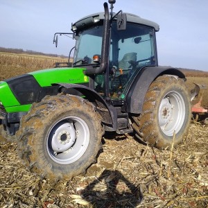 TRAKTOR DEUTZ FAHR