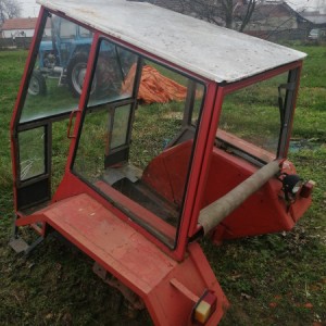 Kabina za IMT 558