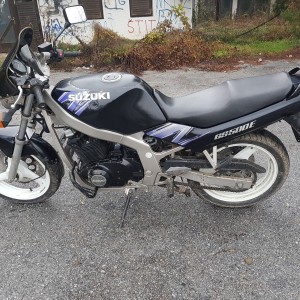 Prodaje se ili Mjenja Suzuki Gs 500e  0989222415
