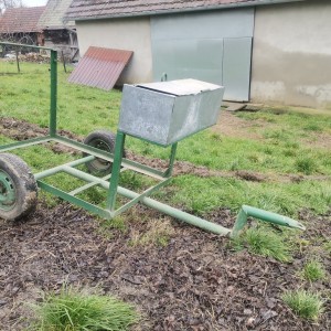 Prikolica za drva samo 250 €