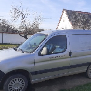 Prodajem Peugeot Partner 2.0 HDI