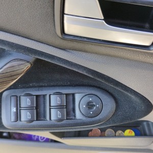 PRODAJEM FORD C-MAX 1.6 TDCI 2007.G