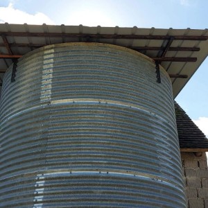 Silos s krovom