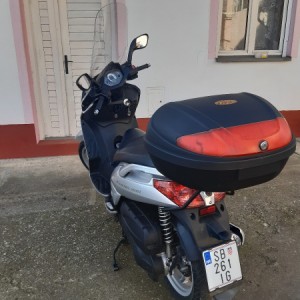 Sym 300i