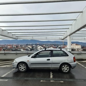 399€ - Mazda 323p - 1.3i - reg do 2/2023 - RabljenaVozila.eu