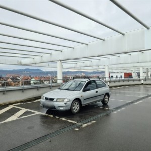 399€ - Mazda 323p - 1.3i - reg do 2/2023 - RabljenaVozila.eu