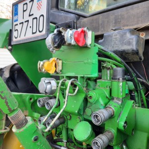 John Deere 6800