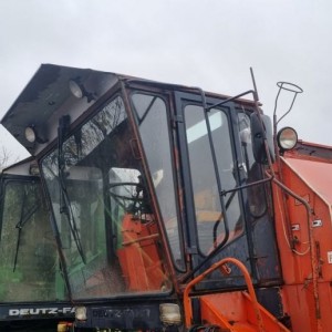 KABINA DEUTZ FAHR